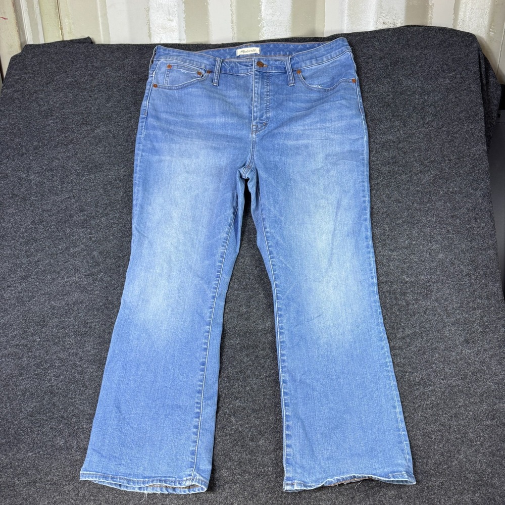 Madewell Cali Demi Bootcut Jeans Womens 33 Blue Denim Cotton Stretch Light Wash